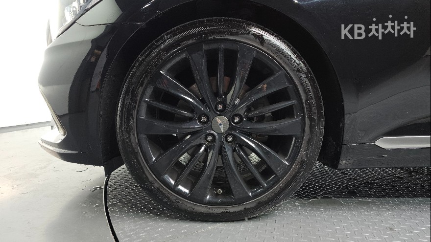 Hyundai Genesis — miniaturë 5