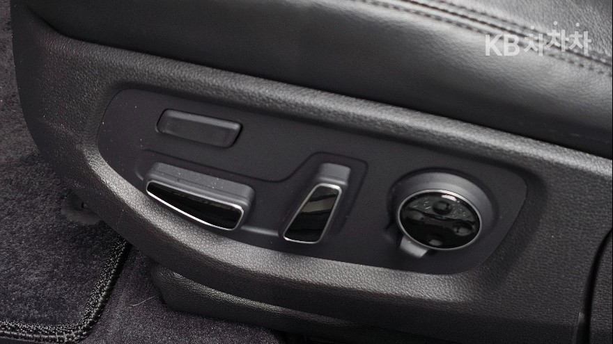 Hyundai Genesis — miniaturë 19