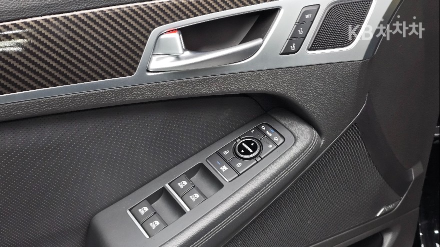 Hyundai Genesis — miniaturë 20