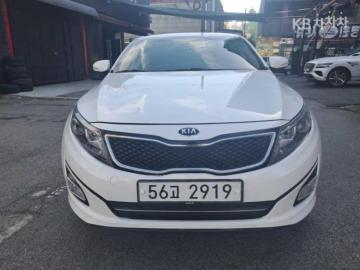 Kia K5 2.0 lpi  deluxe — foto 1