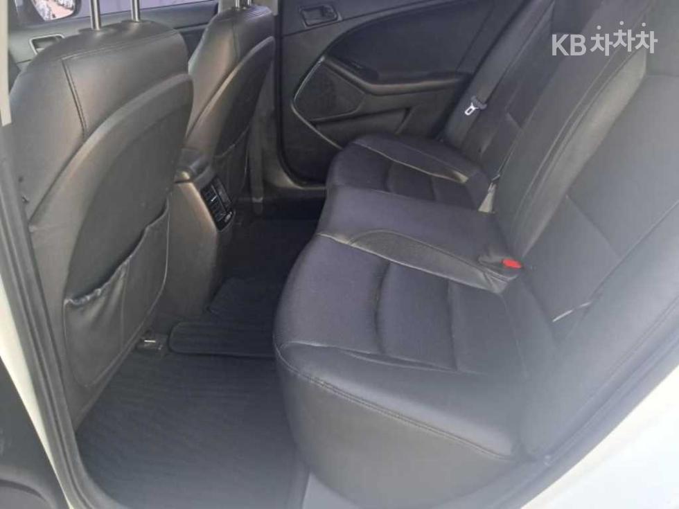 Kia K5 — miniaturë 16