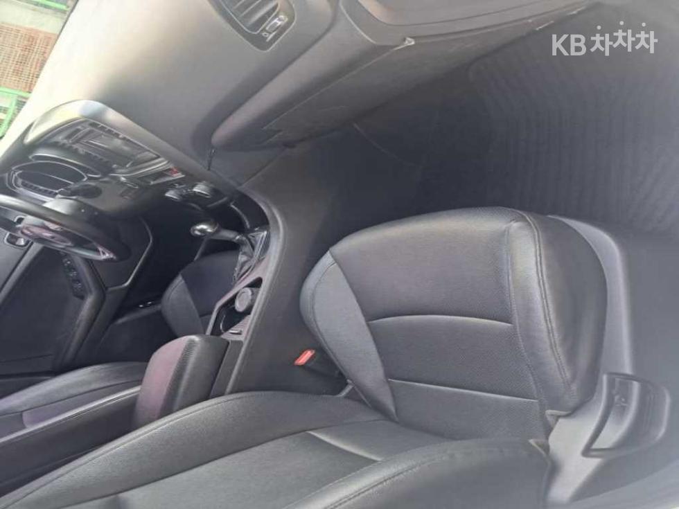 Kia K5 — miniaturë 17