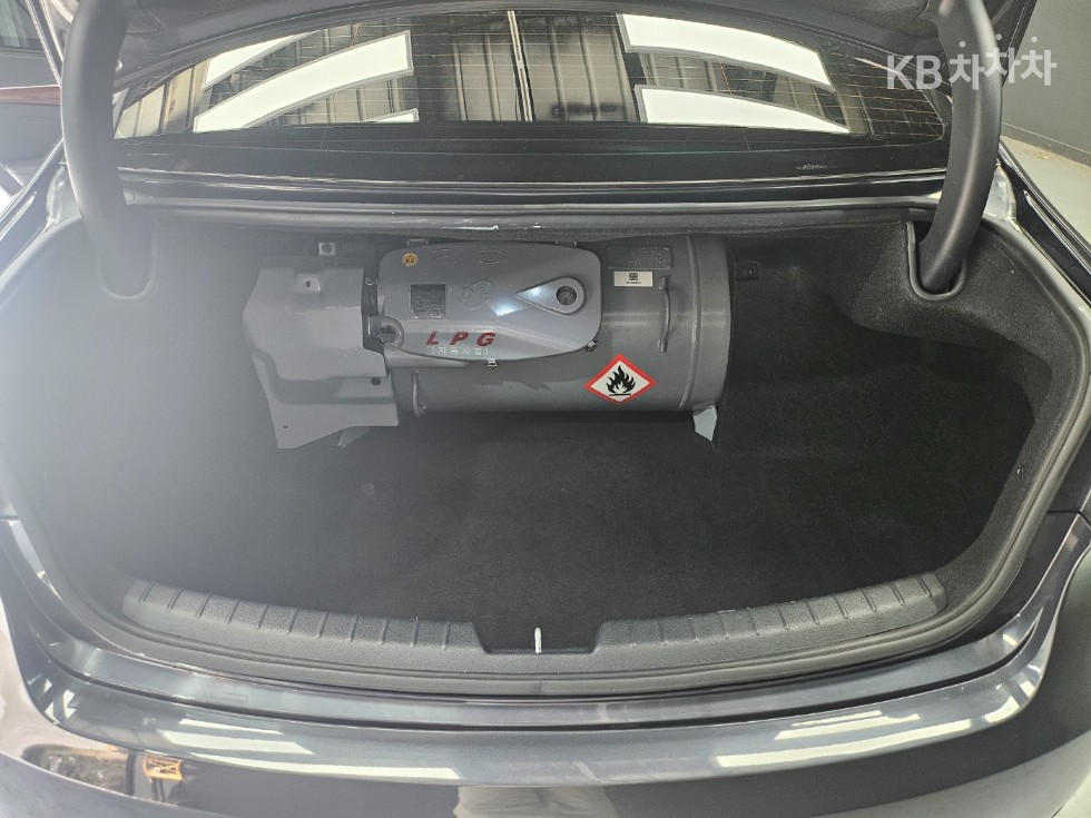 Kia K7 — miniaturë 18