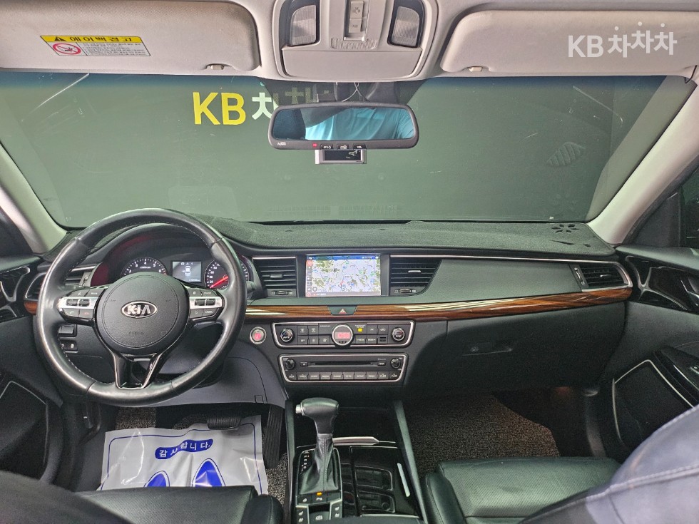 Kia K7 — miniaturë 7
