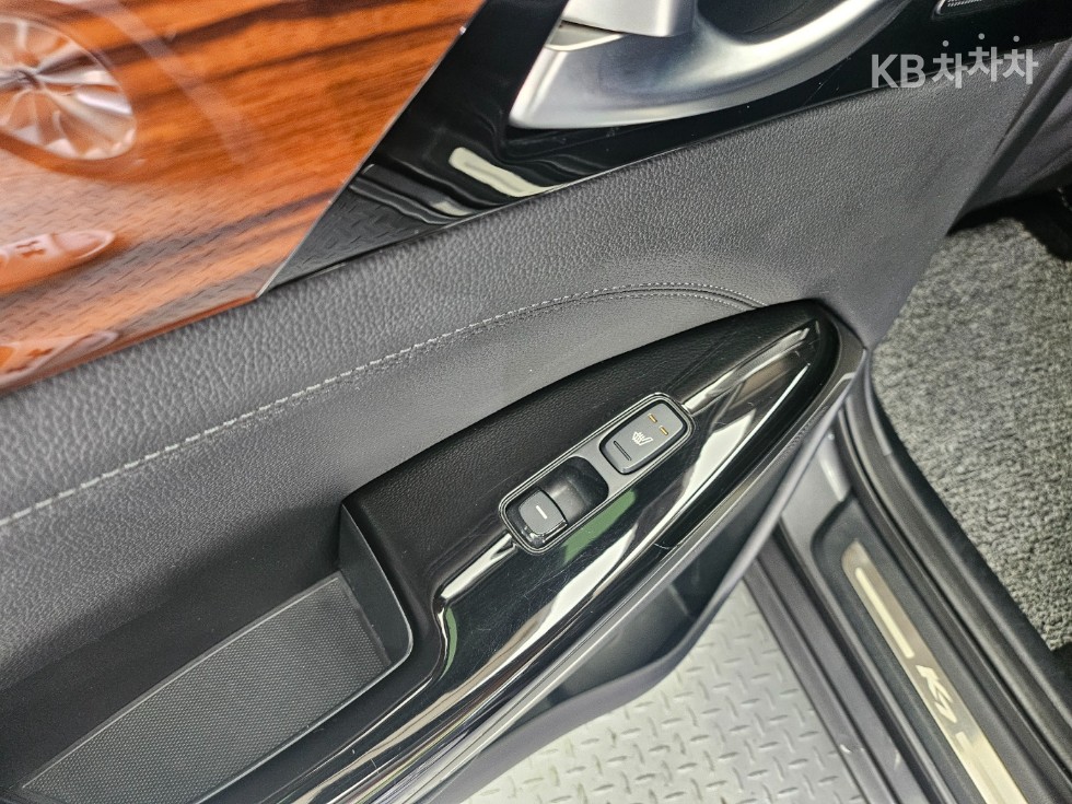 Kia K7 — miniaturë 14