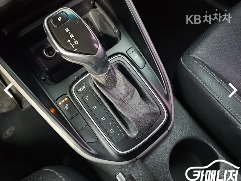 Kia Carens — miniaturë 8