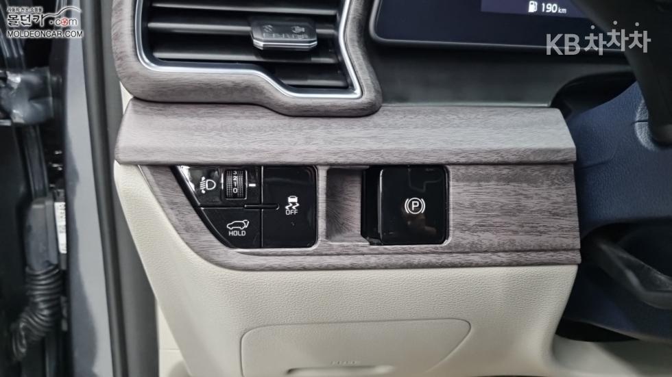 Kia Sportage — miniaturë 17