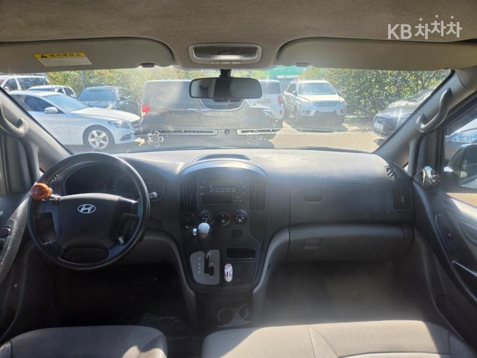 Hyundai Starex — miniaturë 6