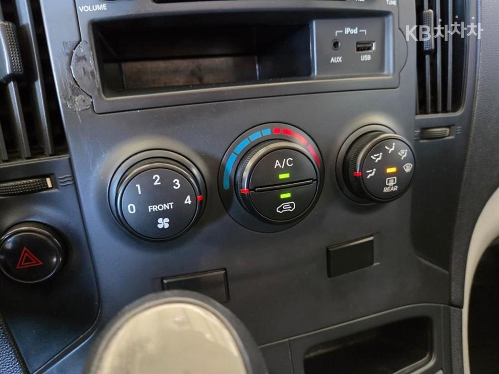 Hyundai Starex — miniaturë 11