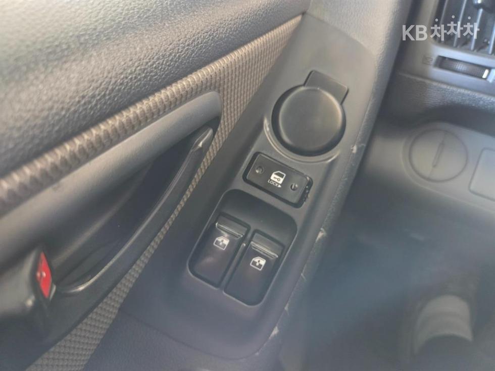 Hyundai Starex — miniaturë 14
