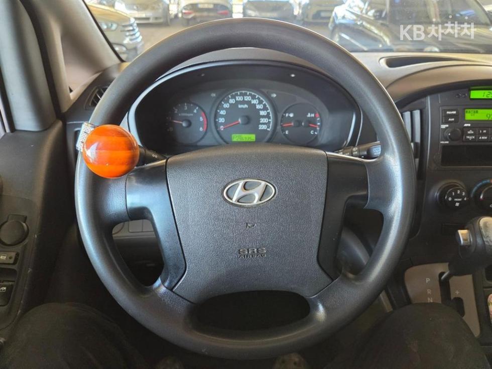 Hyundai Starex — miniaturë 15