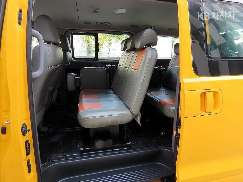 Hyundai Starex — miniaturë 6