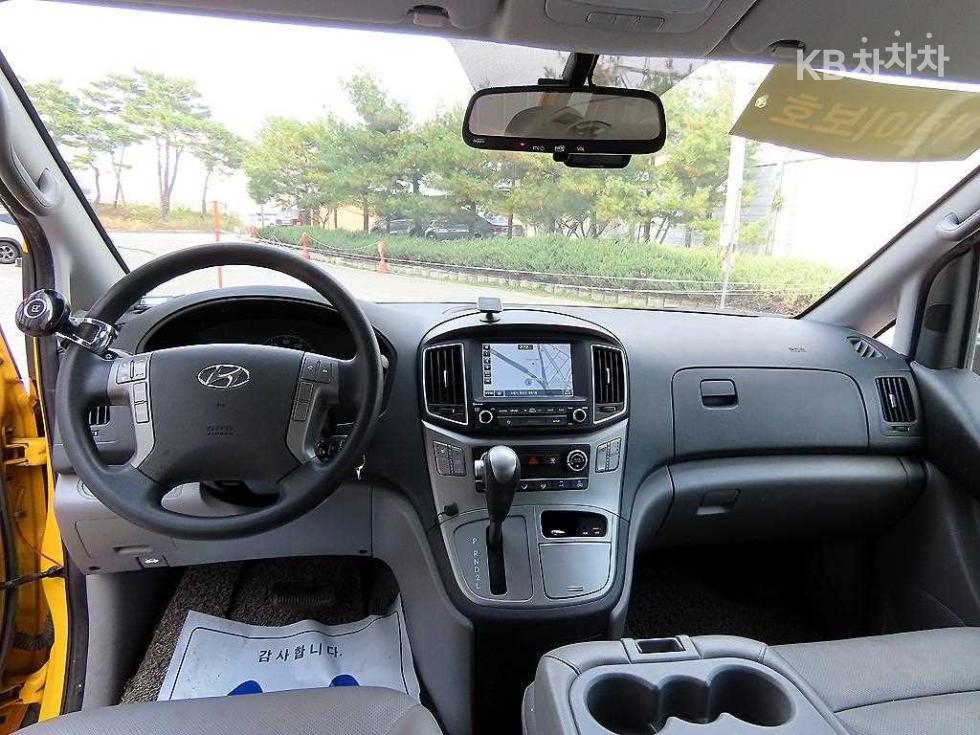 Hyundai Starex — miniaturë 8