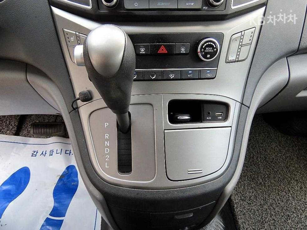 Hyundai Starex — miniaturë 11