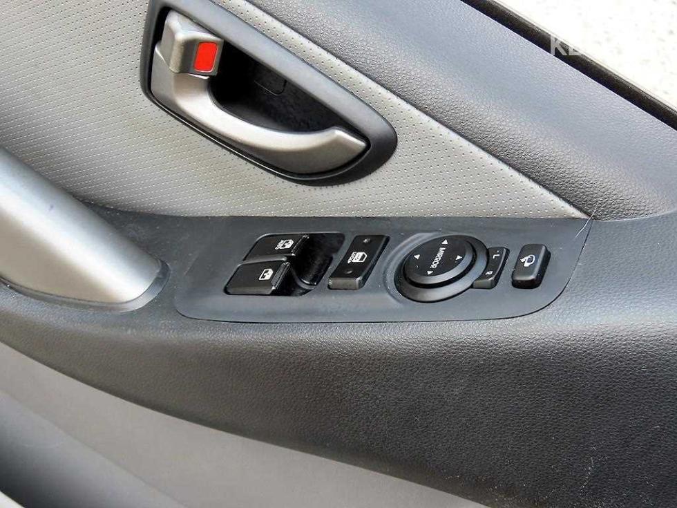 Hyundai Starex — miniaturë 12
