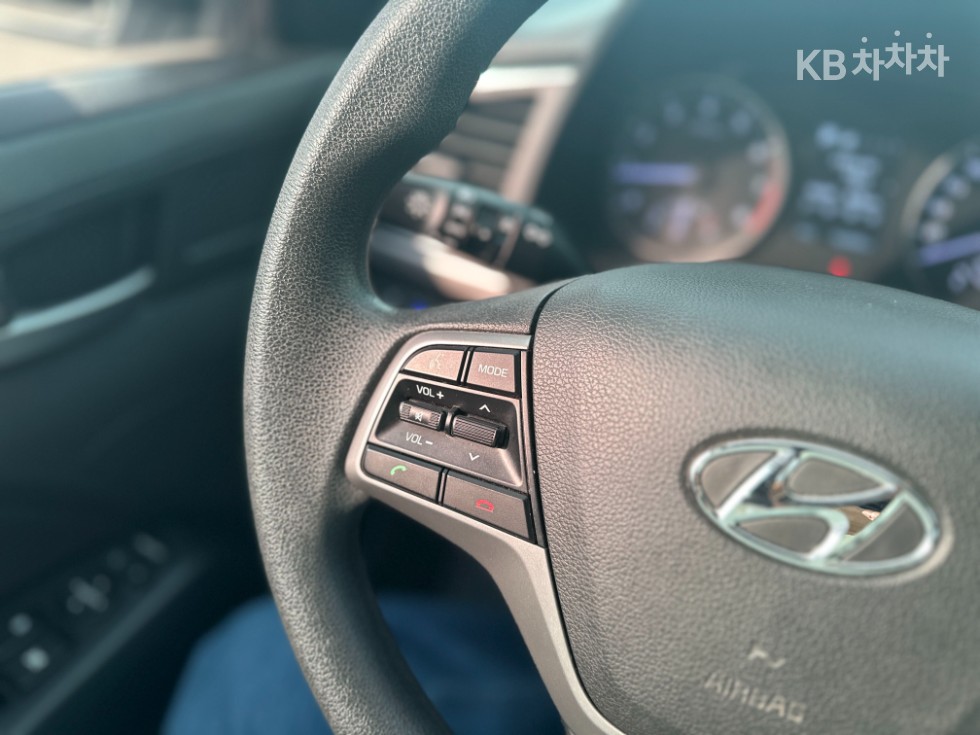 Hyundai Elantra — miniaturë 9