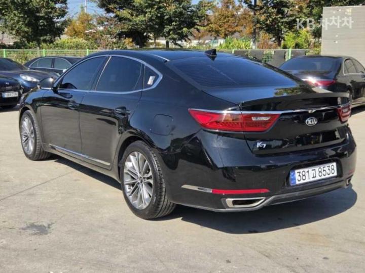 Kia K7 — miniaturë 3