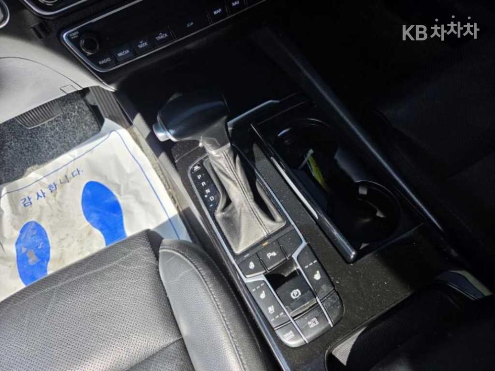 Kia K7 — miniaturë 11