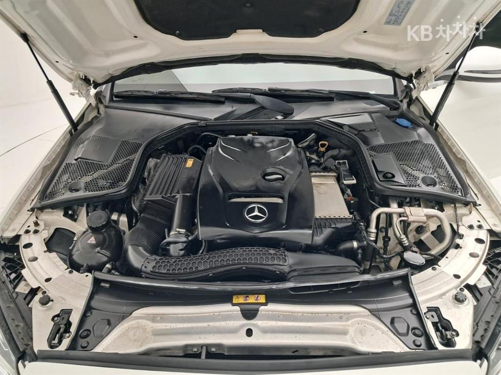 Mercedes-Benz C-klasse — miniaturë 18