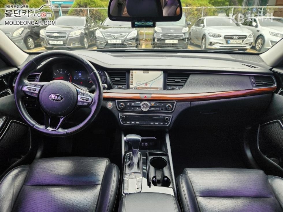 Kia K7 — miniaturë 7