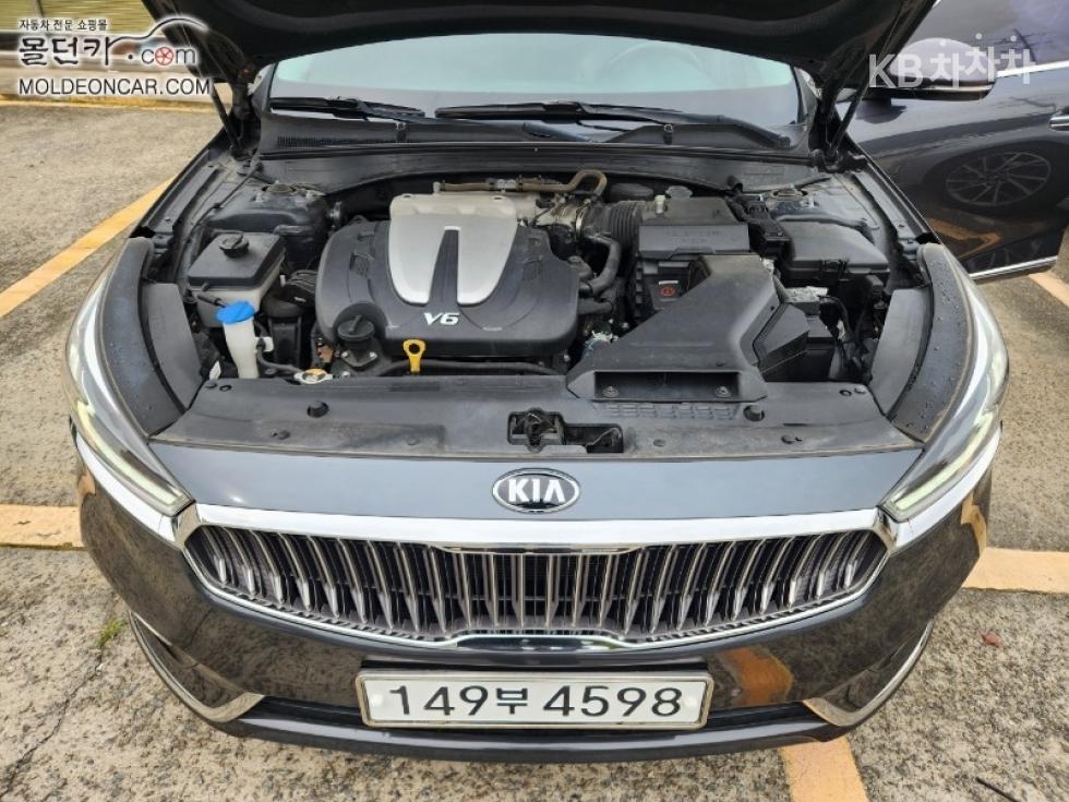 Kia K7 — miniaturë 8