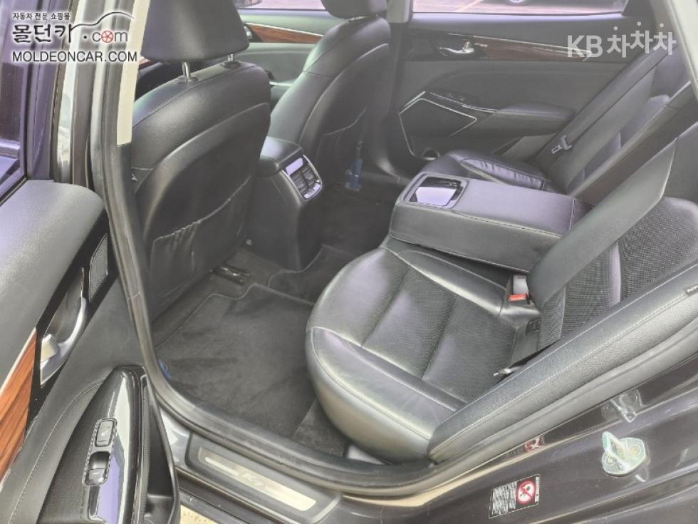 Kia K7 — miniaturë 10