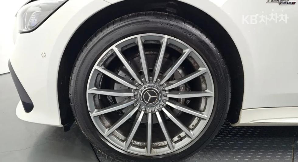 Mercedes-Benz AMG GT — miniaturë 5