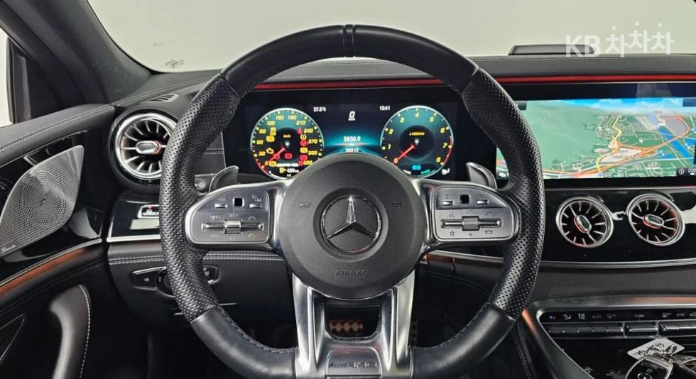Mercedes-Benz AMG GT — miniaturë 13