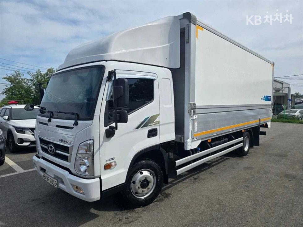 Hyundai Mighty PRESTIGE — фото 1