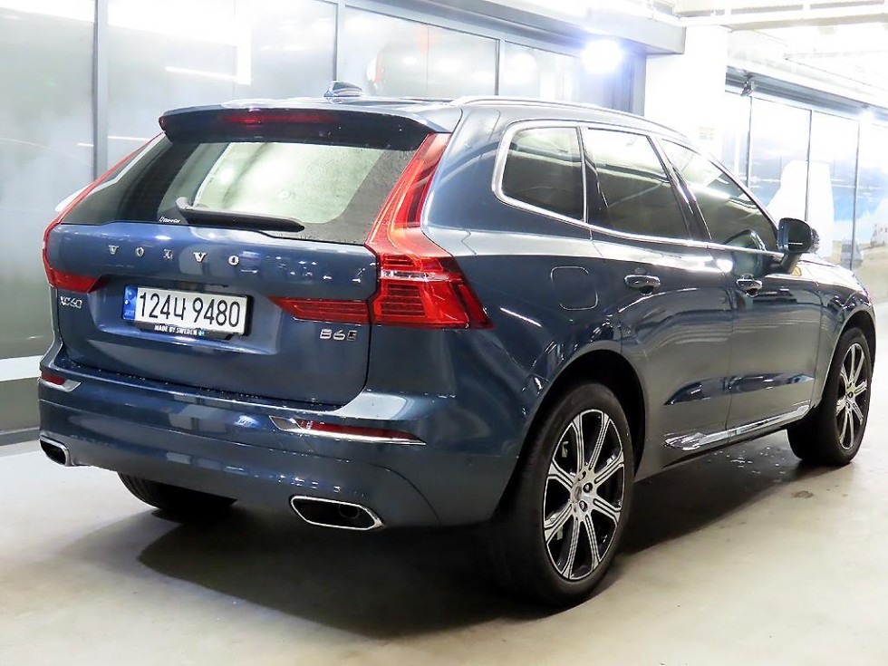 Volvo XC60 Inscription — фото 4