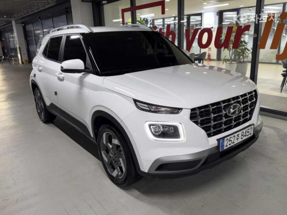 Hyundai Premium — фото 2