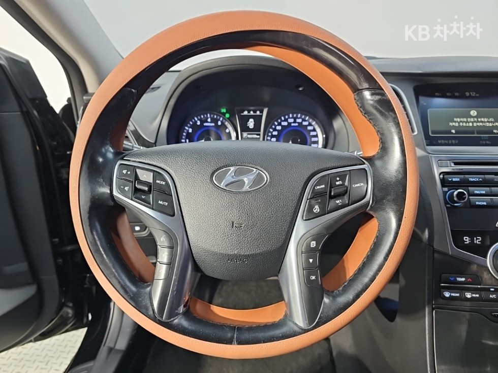 Hyundai Grandeur — miniaturë 9