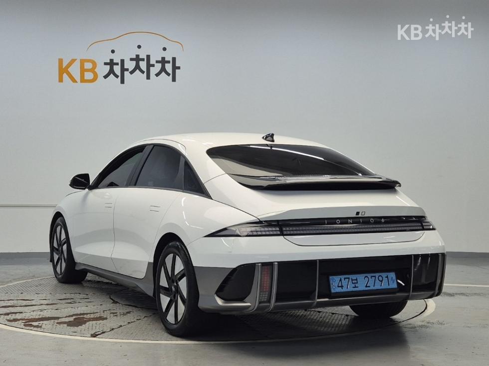 Hyundai IONIQ 6 E-Value+ — фото 2