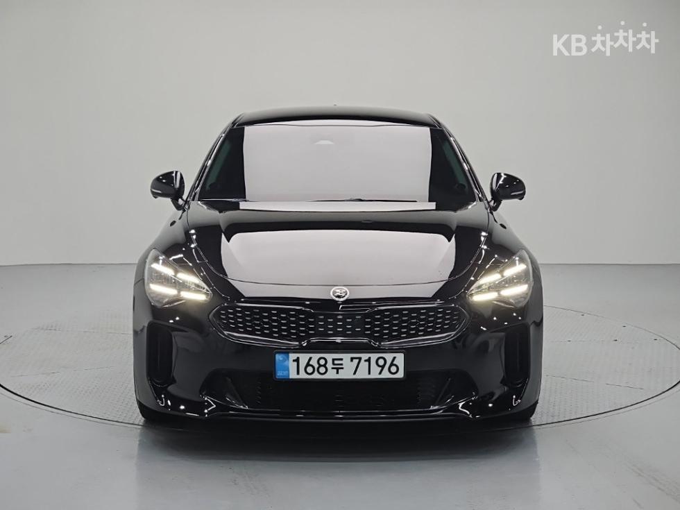 Kia Stinger Masters — фото 2