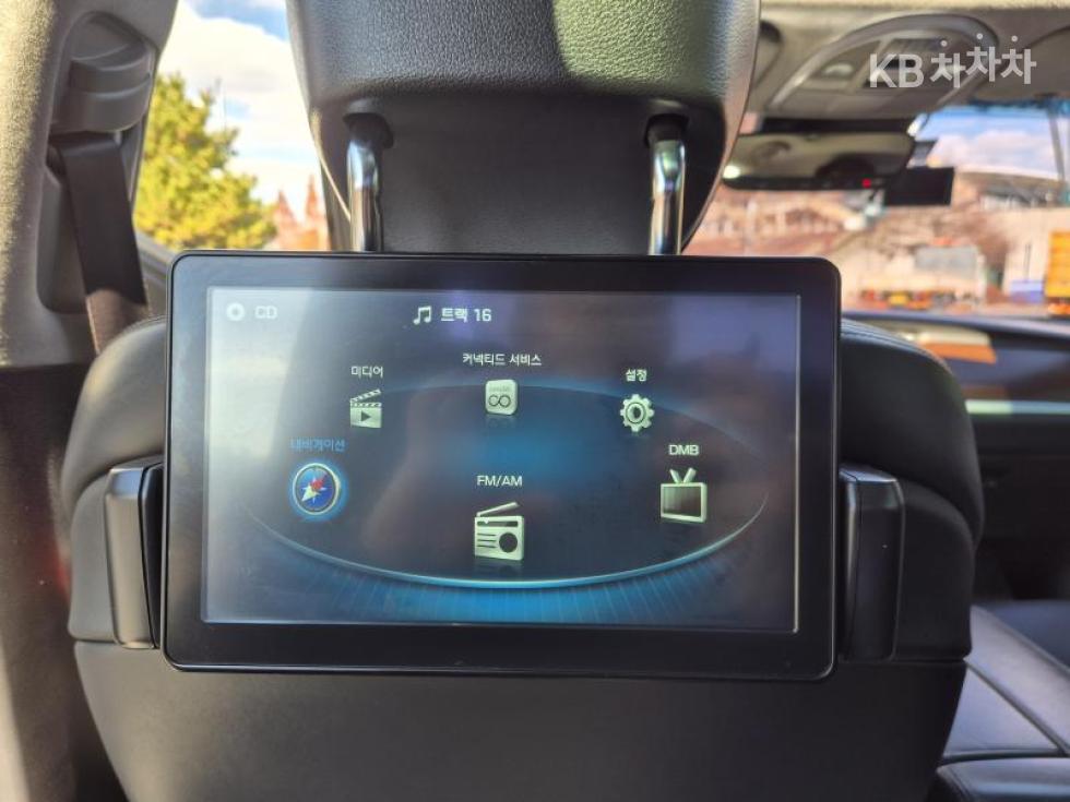 Genesis G80 — miniaturë 6