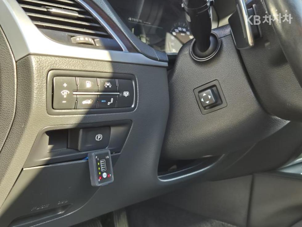 Genesis G80 — miniaturë 16