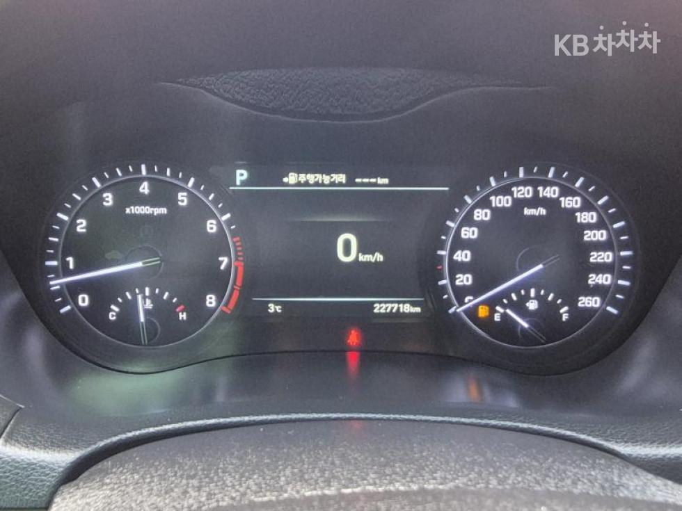 Genesis G80 — miniaturë 18