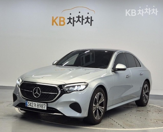 Mercedes-Benz E-Class Avantgrade — фото 1