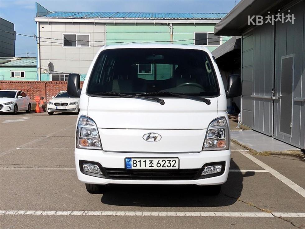 Hyundai Double Cab SUP — фото 1