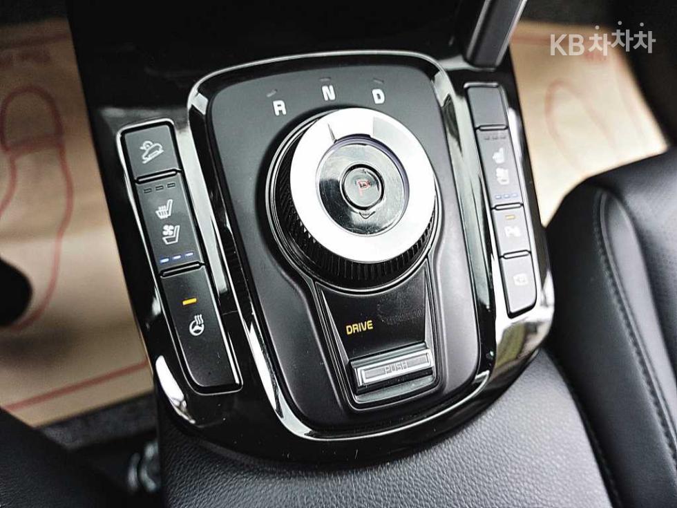 Kia Seltos — miniaturë 15