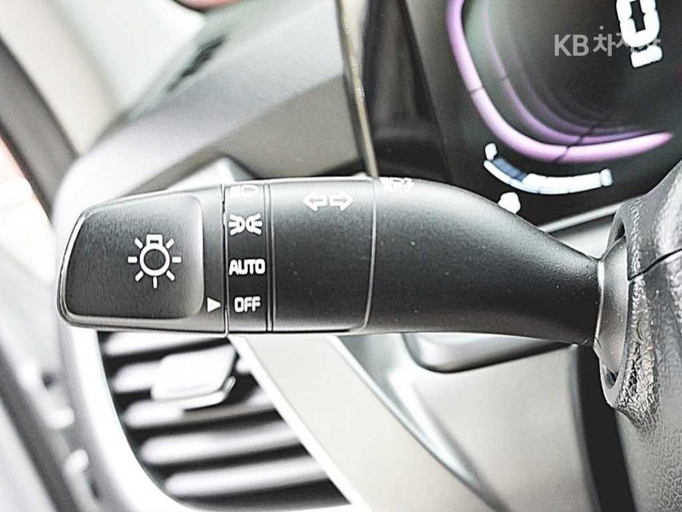 Kia Seltos — miniaturë 16