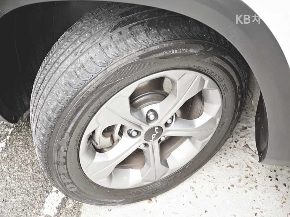 Kia Seltos — miniaturë 19