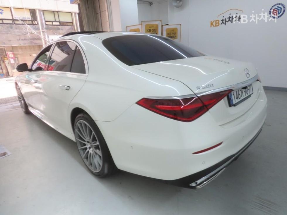 Mercedes-Benz S-Class BASE MODEL — фото 3