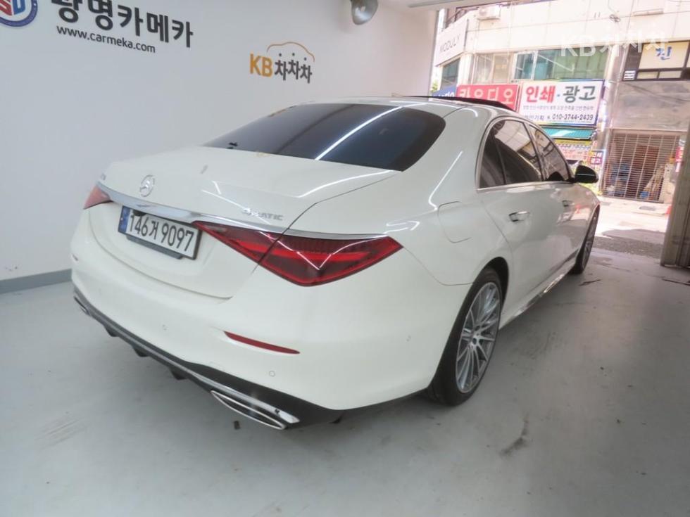 Mercedes-Benz S-Class BASE MODEL — фото 4