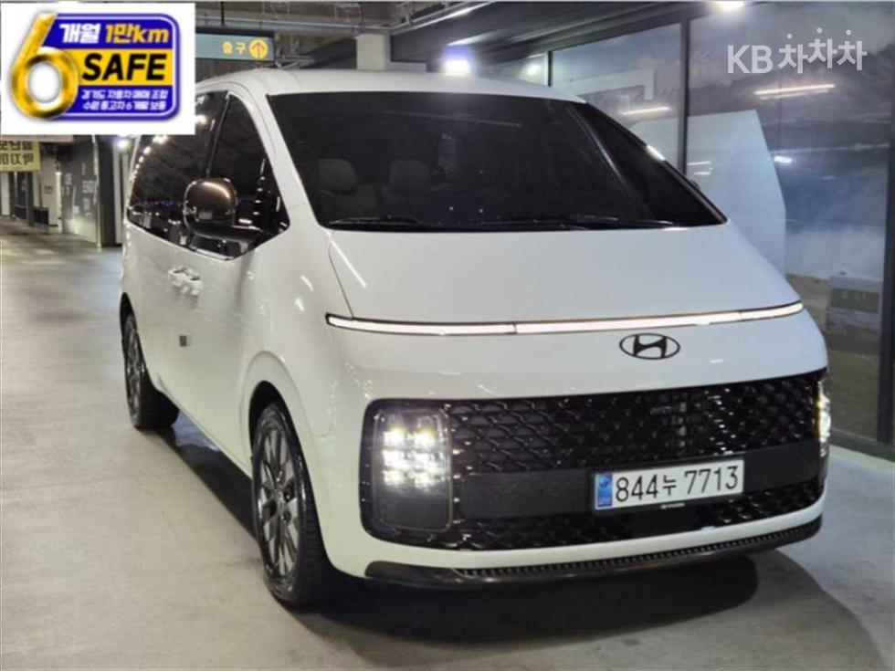 Hyundai Staria — фото 1
