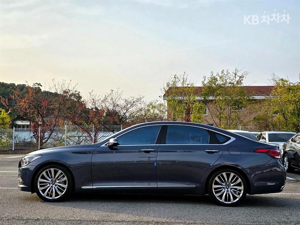 Hyundai Genesis — miniaturë 4