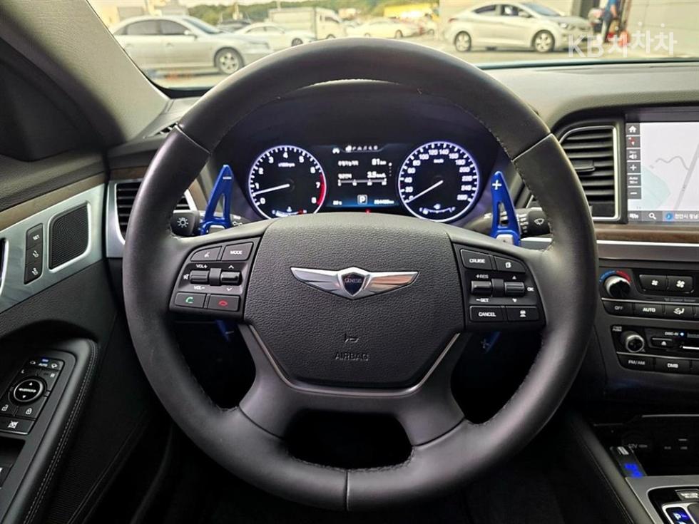 Hyundai Genesis — miniaturë 10