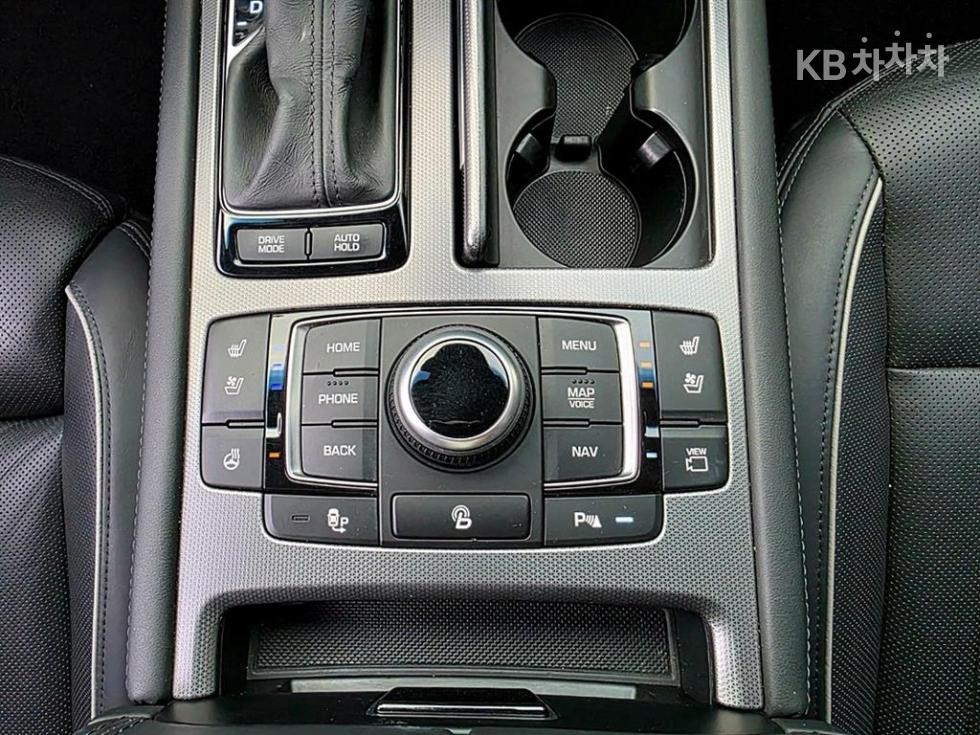 Hyundai Genesis — miniaturë 15