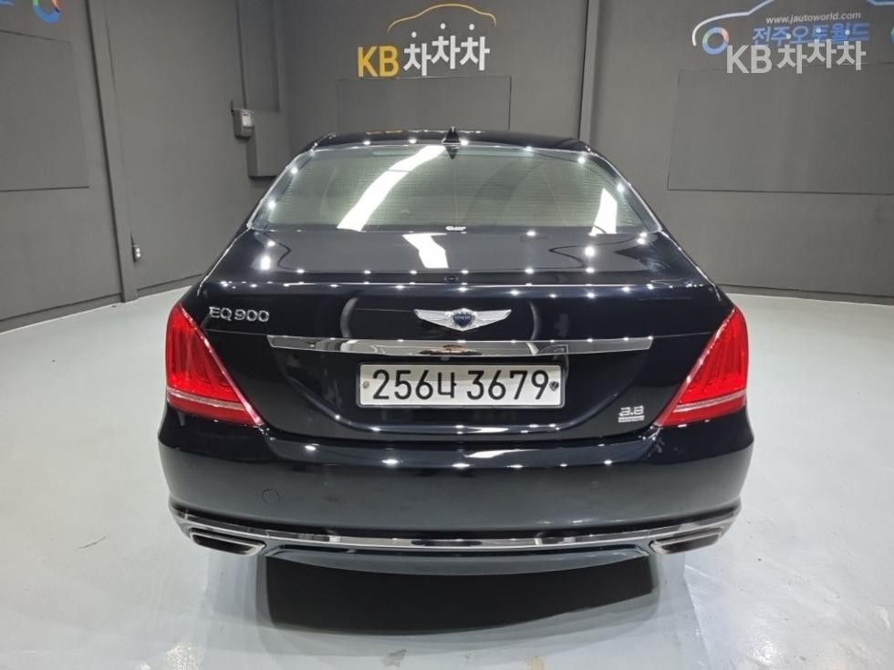 Genesis G90 — miniaturë 3