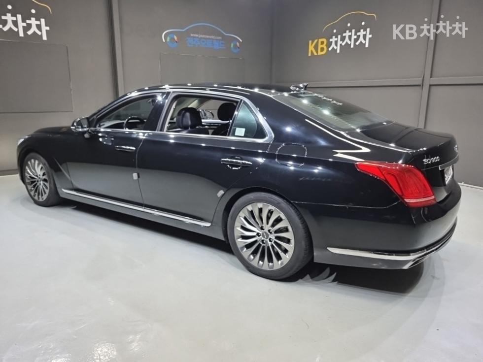 Genesis G90 — miniaturë 4